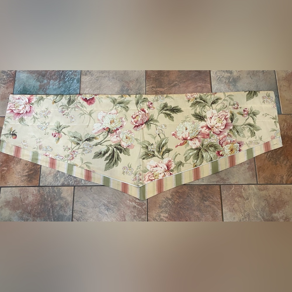 window valences  B